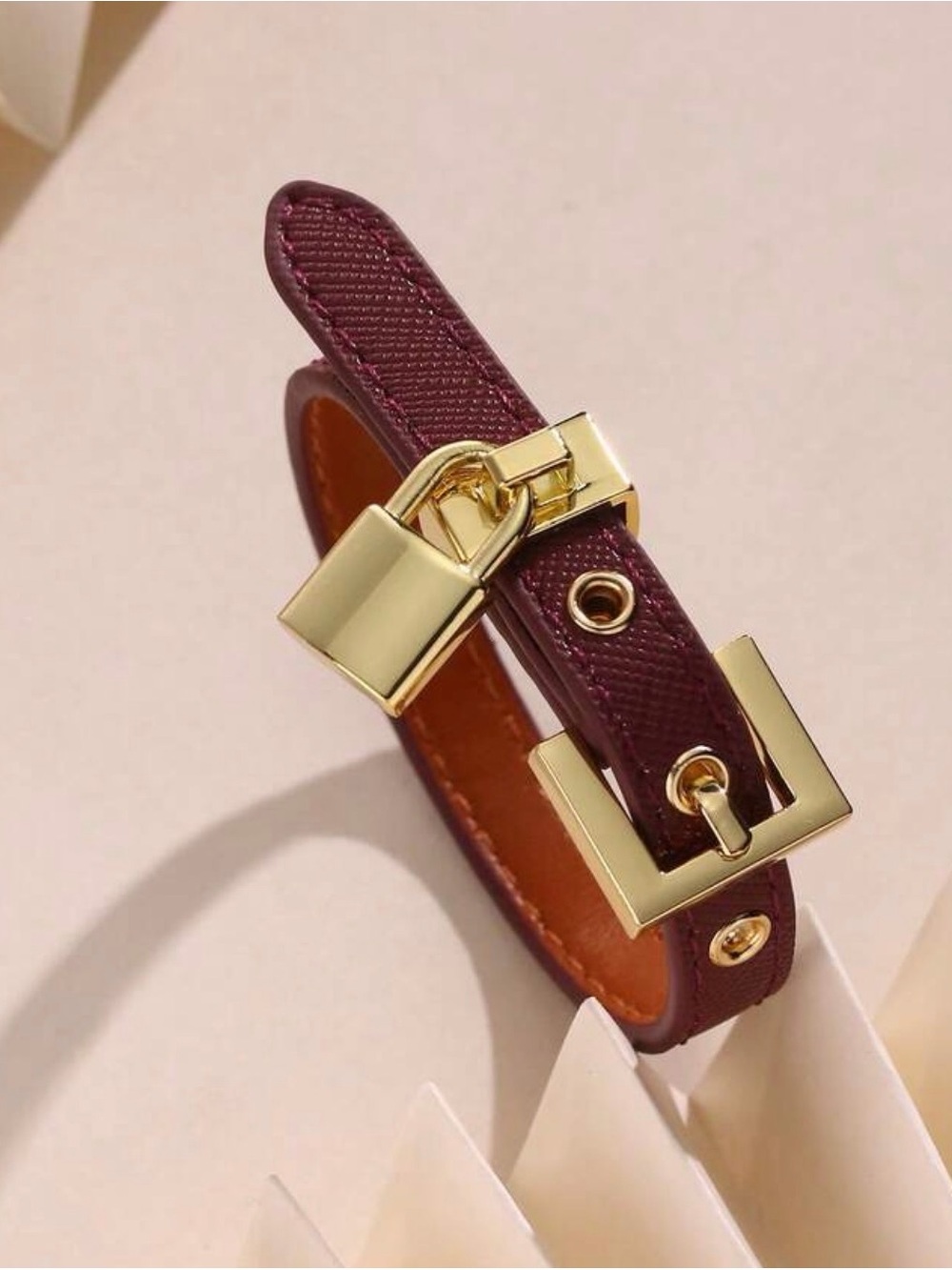 Western Buckle Bracelet Gold Lock Burgundy PU Leather Bracelet Women's Accessory